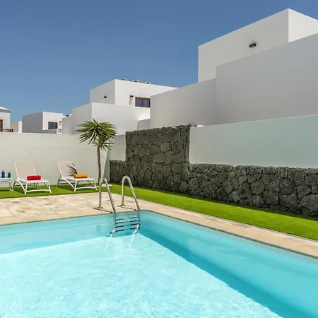 Vila Naomi By Plus